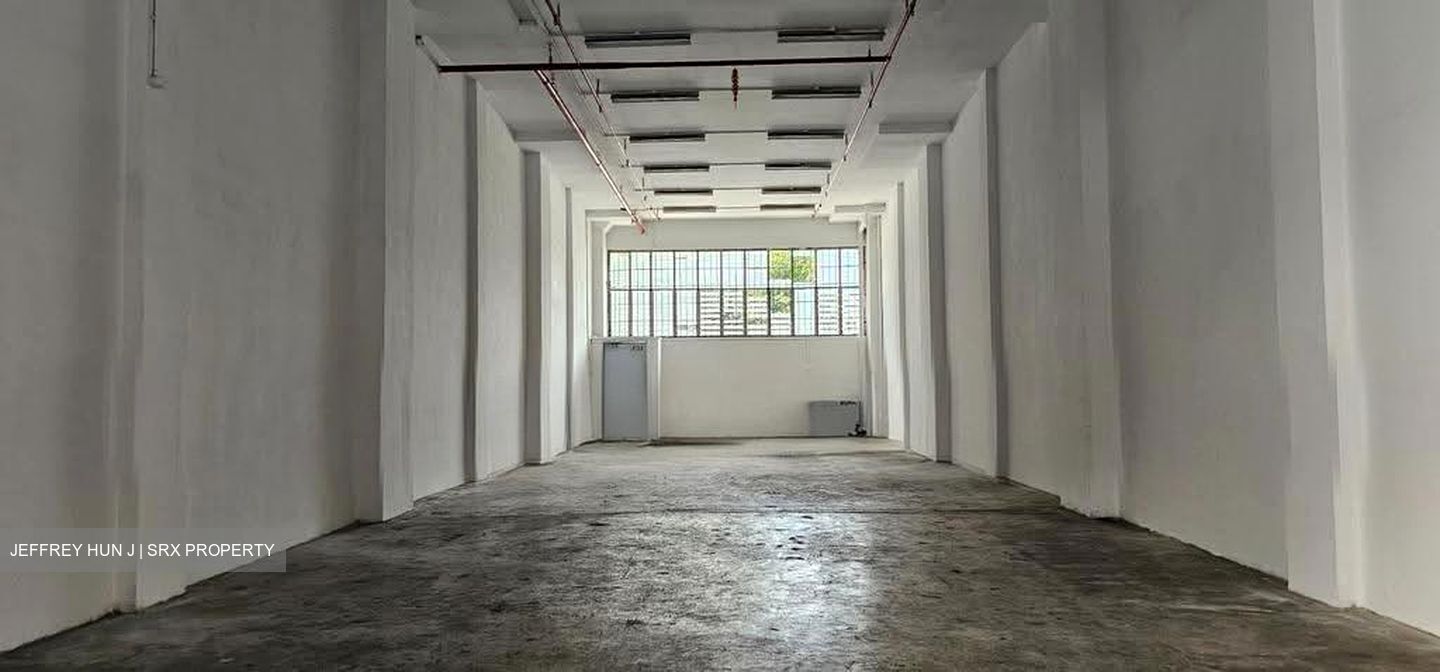 Shun Li Industrial Complex (D14), Warehouse #610228301